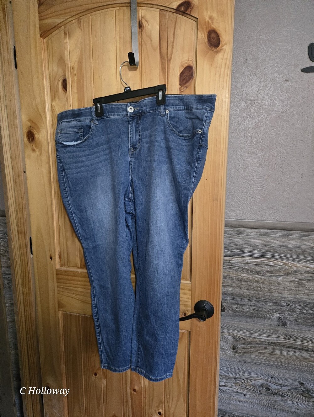 Torrid Premium Bombshell Skinny Jeans Blue Medium Wash Stretch 5-Pocket Size 26
